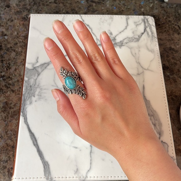 Turquoise & Black Stone Ring Bundle - Picture 6 of 17